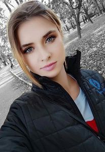 Полина